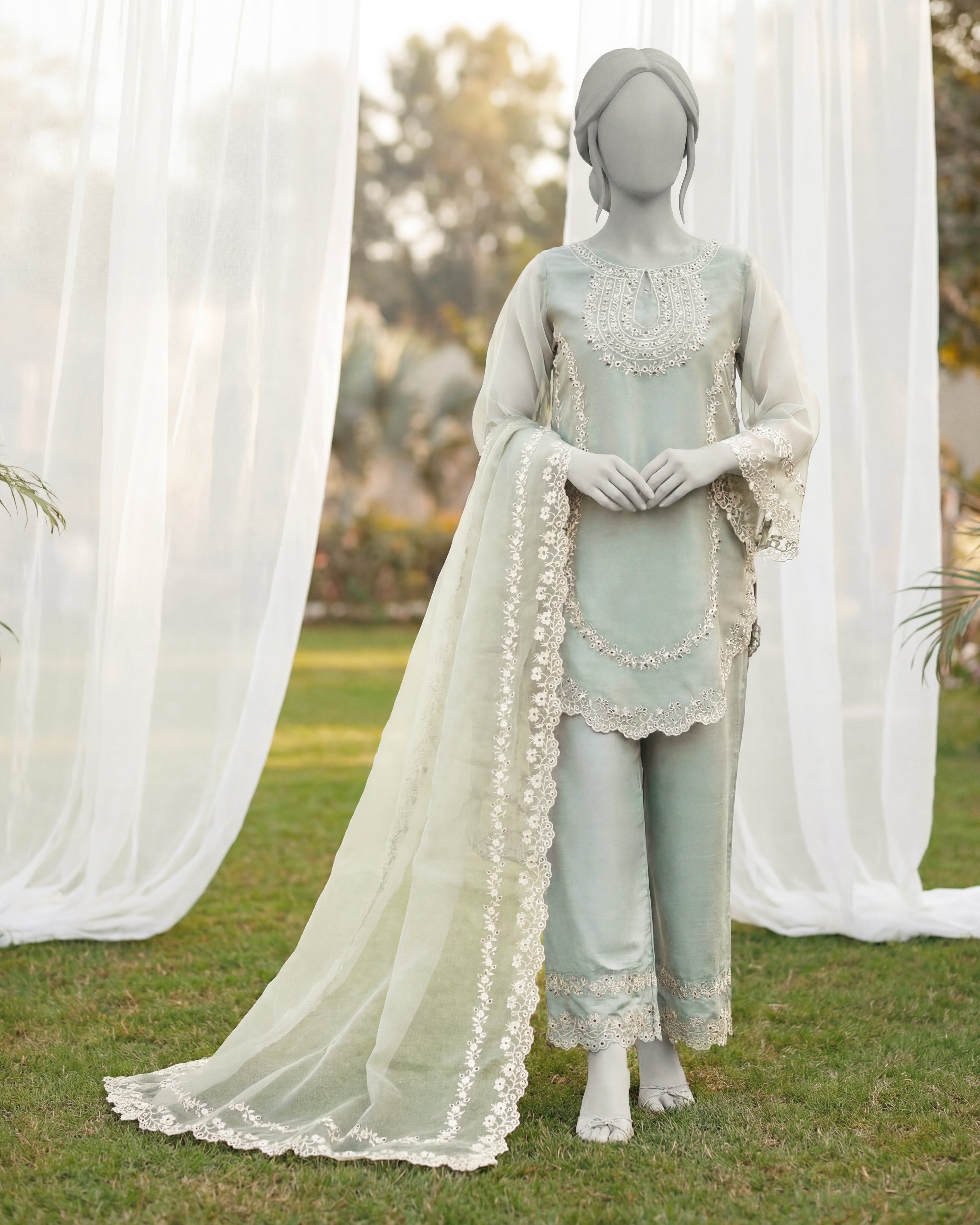 ELARA - 3 PIECE EMBROIDERY SUIT