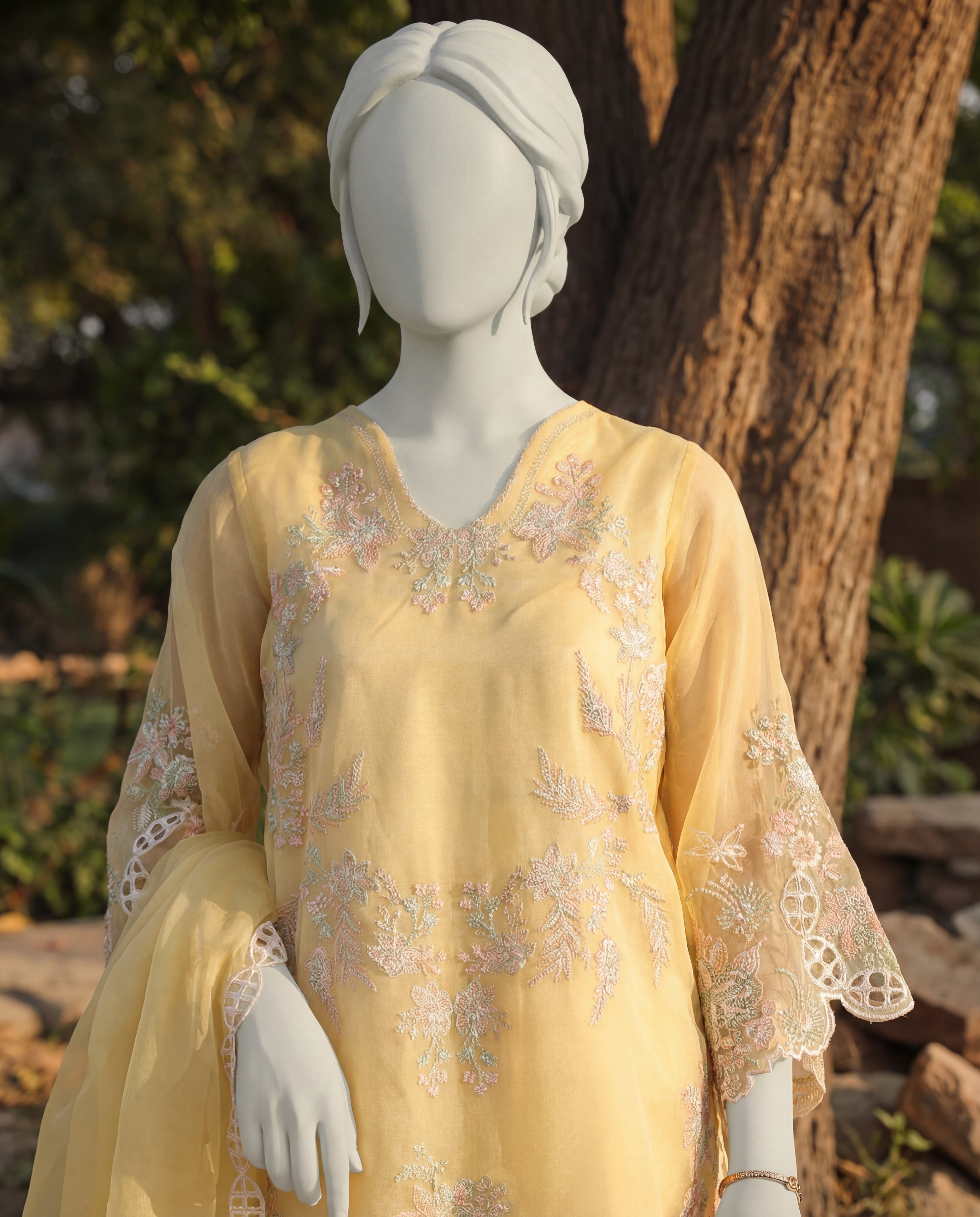 SAVINA - 3 PIECE EMBROIDERY SUIT