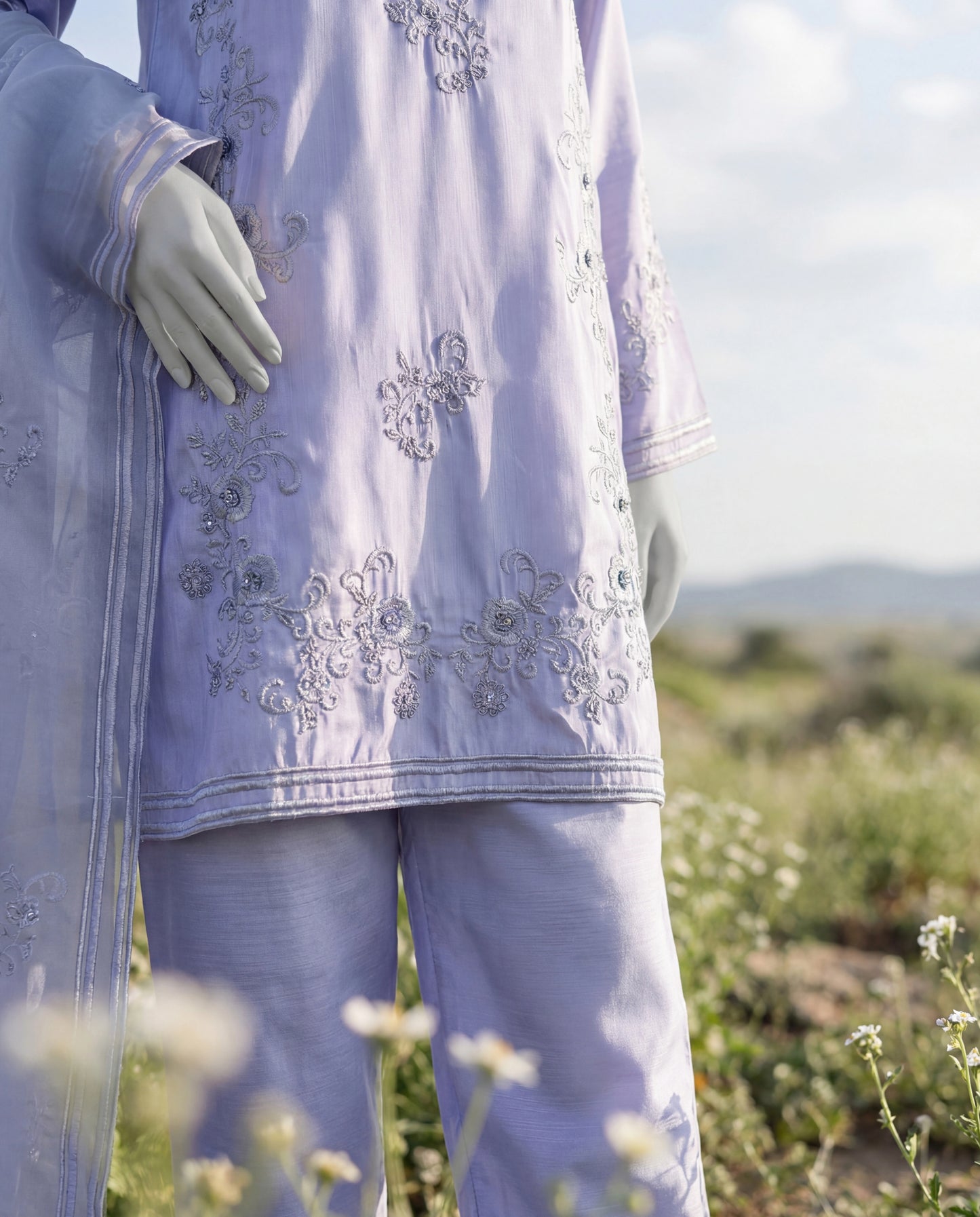 AZIMAH - 3 PIECE EMBROIDERY SUIT