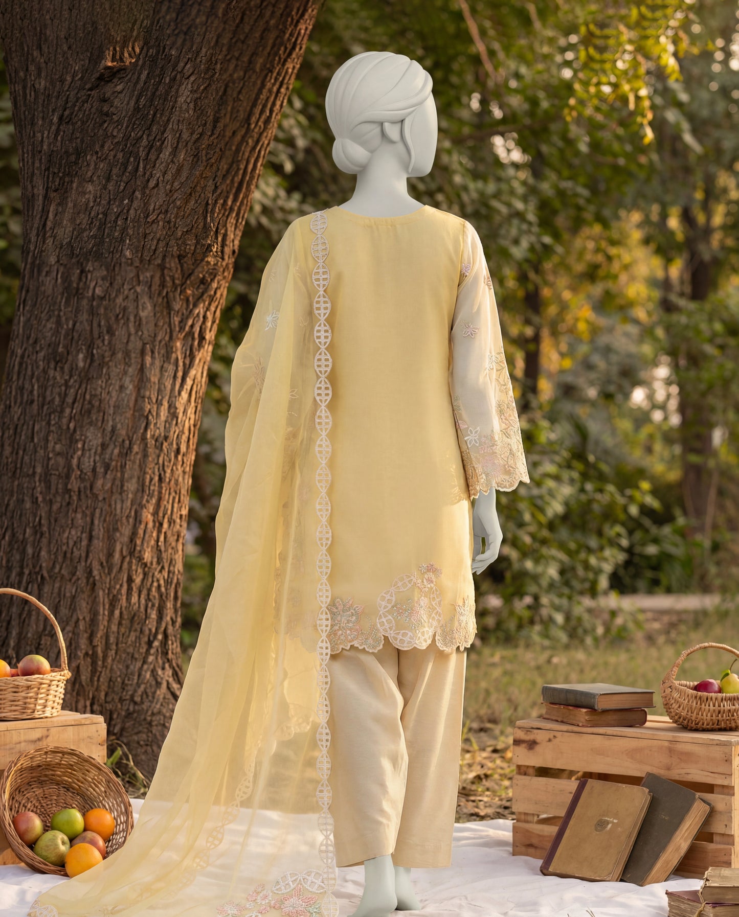 SAVINA - 3 PIECE EMBROIDERY SUIT