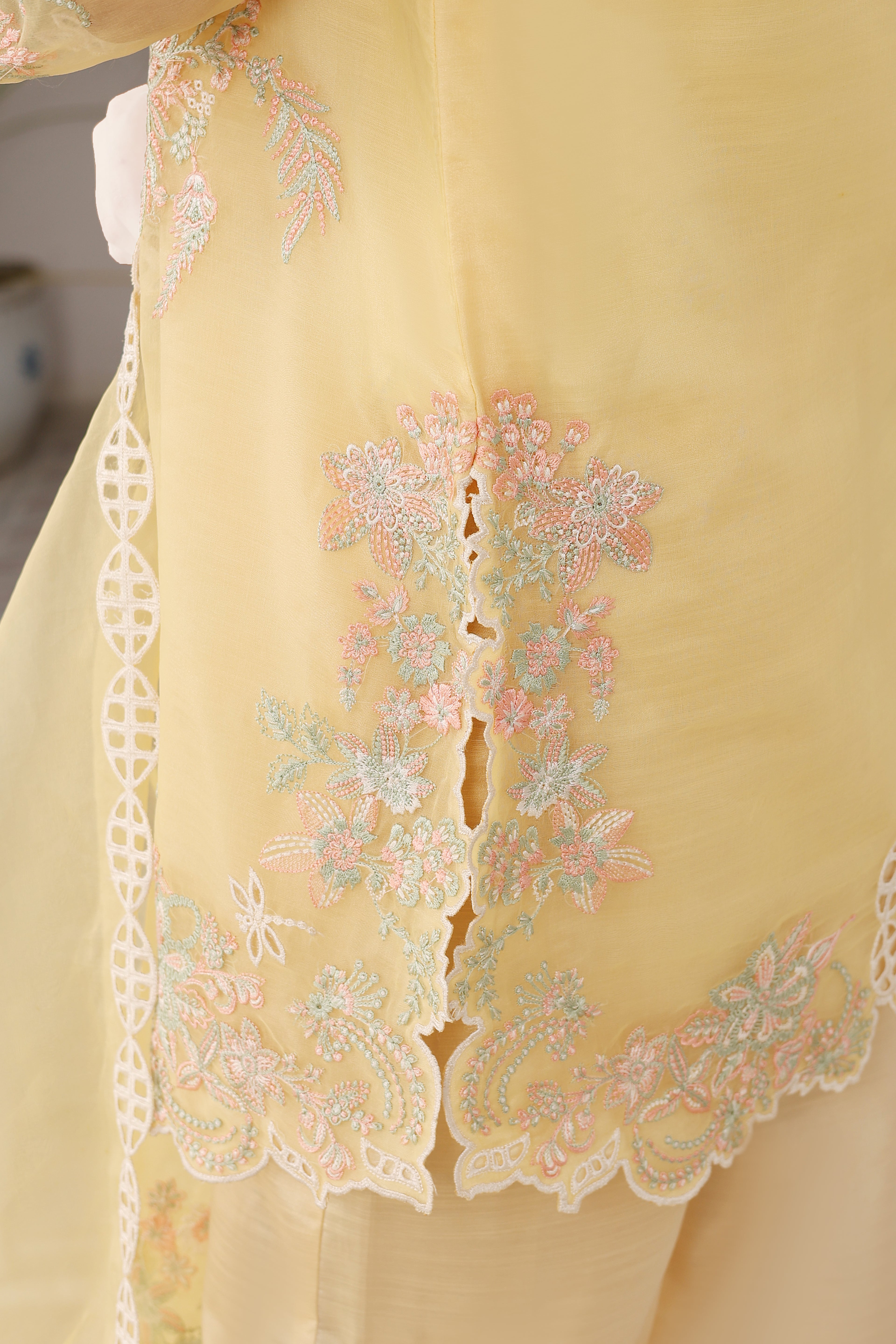 SAVINA Embroidered Organza 3-Piece Suit VL.1-03